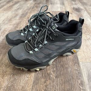Merrell Moab Black Hiking Shoes